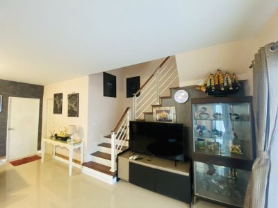 11R0213 ให้เช่าบ้านสองชั้น 3ห้องนอน 2ห้องน้ำ ราคา 28,000/เดือน โซนเกาะแก้ว