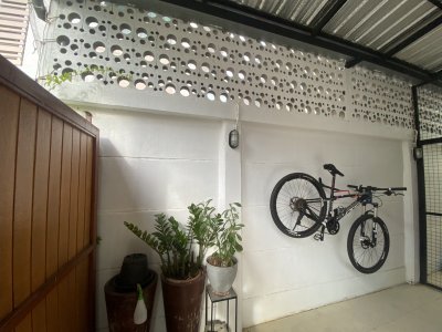 11R0213 ให้เช่าบ้านสองชั้น 3ห้องนอน 2ห้องน้ำ ราคา 28,000/เดือน โซนเกาะแก้ว