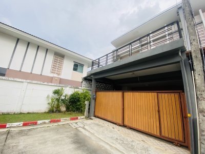 11R0213 ให้เช่าบ้านสองชั้น 3ห้องนอน 2ห้องน้ำ ราคา 28,000/เดือน โซนเกาะแก้ว