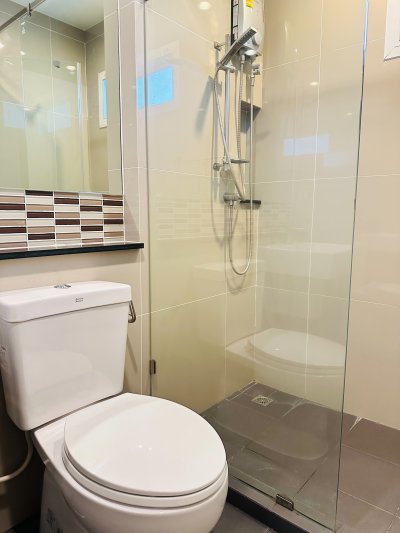 11R0228 ให้เช่าบ้านเดี่ยวสองชั้น 4ห้องนอน 2ห้องน้ำ ราคา 65,000/เดือน โซนเกาะแก้ว