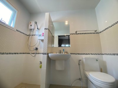 11R0238 ให้เช่าบ้านเดี่ยวสองชั้น 3 ห้องนอน 3 ห้องน้ำ ราคา 45,000/เดือน โซนเกาะแก้ว