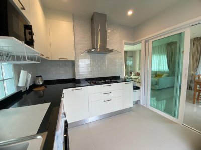 11R0238 ให้เช่าบ้านเดี่ยวสองชั้น 3 ห้องนอน 3 ห้องน้ำ ราคา 45,000/เดือน โซนเกาะแก้ว
