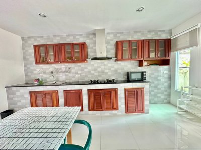 11R0249 ให้เช่าบ้านเดี่ยวสองชั้น 4ห้องนอน 3ห้องน้ำ ราคา 75,000/เดือน โซนเกาะแก้ว