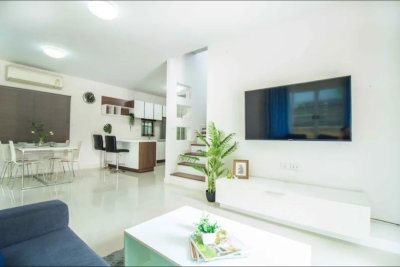 11R0257 ให้เช่าบ้านเดี่ยวสองชั้น 3ห้องนอน 2 ห้องน้ำ ราคา 35,000/เดือน โซนเกาะแก้ว