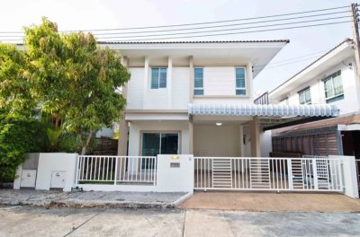 11R0257 ให้เช่าบ้านเดี่ยวสองชั้น 3ห้องนอน 2 ห้องน้ำ ราคา 35,000/เดือน โซนเกาะแก้ว