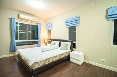 11R0257 ให้เช่าบ้านเดี่ยวสองชั้น 3ห้องนอน 2 ห้องน้ำ ราคา 35,000/เดือน โซนเกาะแก้ว