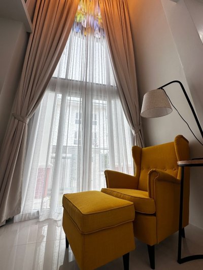 11R0264 ให้เช่าบ้านเดี่ยวสองชั้น 3 ห้องนอน 3ห้องน้ำ ราคา 70,000/เดือน โซนเกาะแก้ว