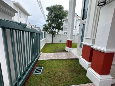 11R0264 ให้เช่าบ้านเดี่ยวสองชั้น 3 ห้องนอน 3ห้องน้ำ ราคา 70,000/เดือน โซนเกาะแก้ว