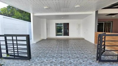 11R0297 House for rent 3bedrooms 2bathrooms 32,000/month at kohkaew have fully furnished