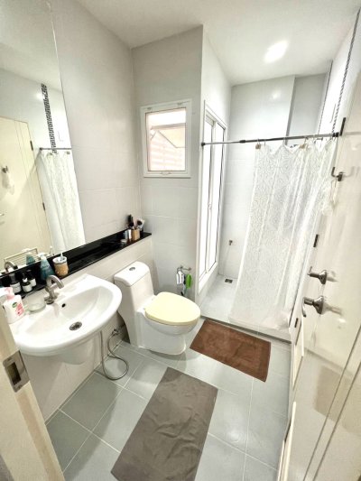 11R0304 This house for rent 3 bedrooms 2 bathrooms 39,000/month at kohkaew