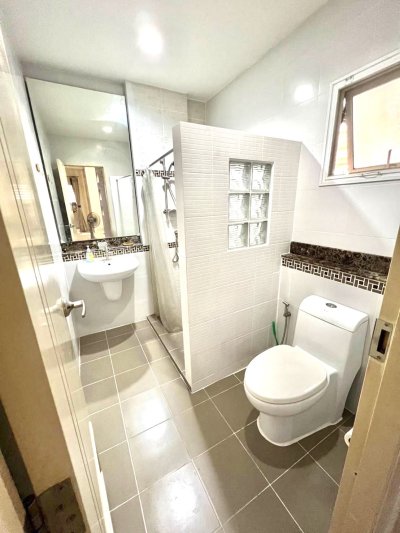 11R0304 This house for rent 3 bedrooms 2 bathrooms 39,000/month at kohkaew