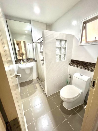 11R0304 This house for rent 3 bedrooms 2 bathrooms 39,000/month at kohkaew