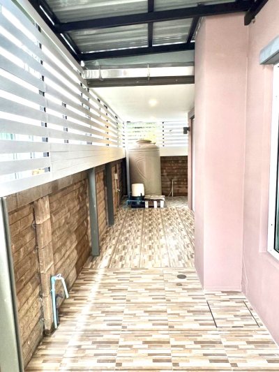 11R0304 This house for rent 3 bedrooms 2 bathrooms 39,000/month at kohkaew