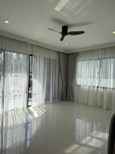 11R0307 ให้เช่า pool villa 4 ห้องนอน 3 ห้องน้ำ ราคา 120,000/เดือน โซนเกาะแก้ว