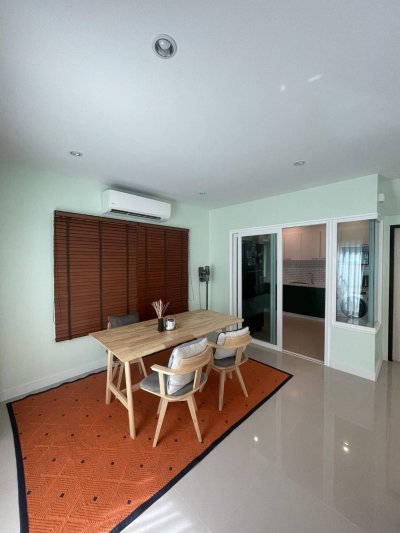 11R0313 ให้เช่าบ้านสองชั้น 3 ห้องนอน 2 ห้องน้ำ ราคา 45,000/เดือน โซนเกาะแก้ว