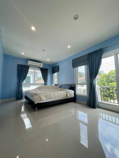 11R0313 ให้เช่าบ้านสองชั้น 3 ห้องนอน 2 ห้องน้ำ ราคา 45,000/เดือน โซนเกาะแก้ว