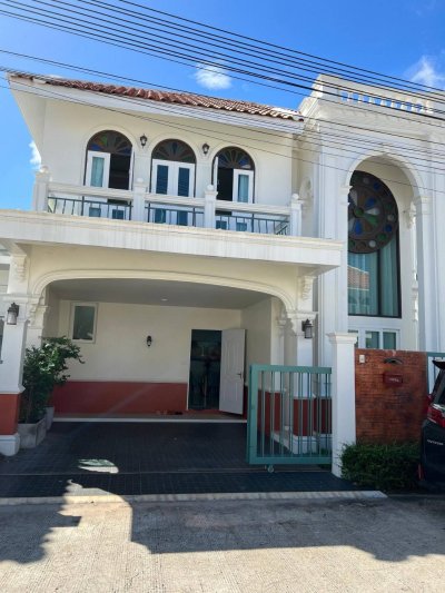 11R0315 ให้เช่าบ้านเดี่ยวสองชั้น 3ห้องนอน 3ห้องน้ำ ราคา 55,000/เดือน โซนเกาะแก้ว