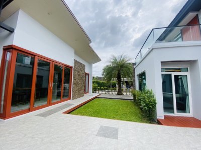 11R0316 This house for rent 3bedrooms 4bathrooms 100,000/month at kohkaew