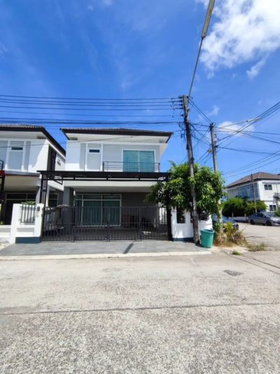 11R0318 ให้เช่าบ้านสองชั้น 3ห้องนอน 3ห้องน้ำ ราคา 40,000/เดือน โซนเกาะแก้ว