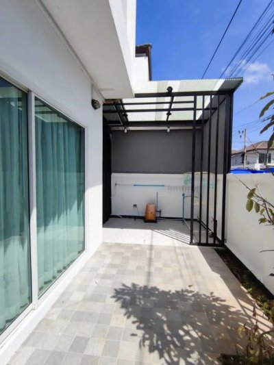 11R0318 ให้เช่าบ้านสองชั้น 3ห้องนอน 3ห้องน้ำ ราคา 40,000/เดือน โซนเกาะแก้ว