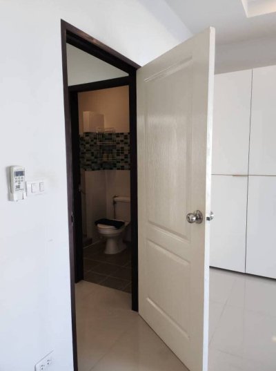 11R0320 ให้เช่าบ้านแฝดสองชั้น 3ห้องนอน2ห้องน้ำ ราคา 30,000/เดือน โซนเกาะแก้ว