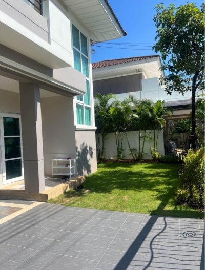 11R0321 ให้เช่าบ้านเดี่ยวสองชั้น 3ห้องนอน 2ห้องน้ำ ราคา 55,000/เดือน โซนเกาะแก้ว