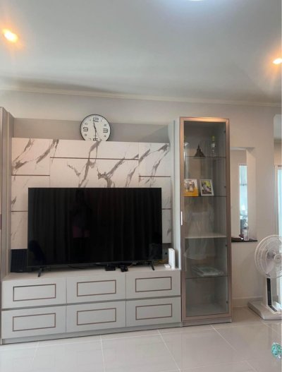 11R0321 ให้เช่าบ้านเดี่ยวสองชั้น 3ห้องนอน 2ห้องน้ำ ราคา 55,000/เดือน โซนเกาะแก้ว