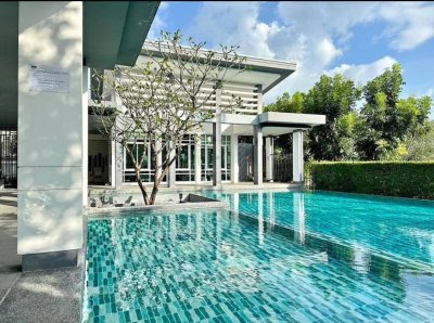 11R0323 ให้เช่าบ้านสองชั้น 3ห้องนอน2ห้องน้ำ ราคา 45,000/เดือน โซนเกาะแก้ว