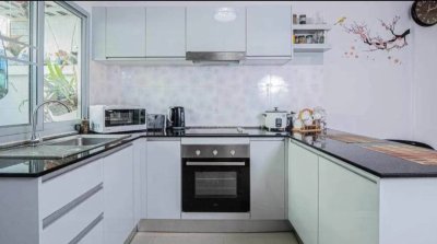 11R0328 ให้เช่าบ้านแฝดสองชั้น 3ห้องนอน 2ห้องน้ำ ราคา 25,000/เดือน โซนเกาะแก้ว