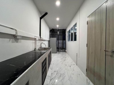 11R0330 ให้เช่าบ้านสองชั้น 3ห้องนอน 3ห้องน้ำ ราคา 38,000/เดือน โซนเกาะแก้ว