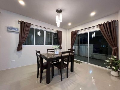 11R0330 ให้เช่าบ้านสองชั้น 3ห้องนอน 3ห้องน้ำ ราคา 38,000/เดือน โซนเกาะแก้ว