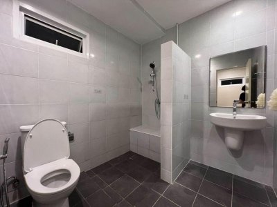 11R0330 ให้เช่าบ้านสองชั้น 3ห้องนอน 3ห้องน้ำ ราคา 38,000/เดือน โซนเกาะแก้ว