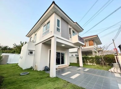 11R0334 This house for rent 3bedrooms 2bathrooms 42,000/month at kohkaew