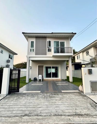 11R0334 This house for rent 3bedrooms 2bathrooms 42,000/month at kohkaew