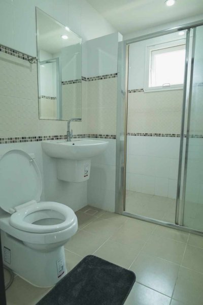 11R0335 ให้เช่าบ้านเดี่ยวสองชั้น 3ห้องนอน 2ห้องน้ำ ราคา 35,000/เดือน โซนเกาะแก้ว