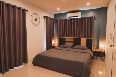 11R0335 ให้เช่าบ้านเดี่ยวสองชั้น 3ห้องนอน 2ห้องน้ำ ราคา 35,000/เดือน โซนเกาะแก้ว