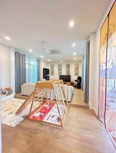 11R0346 ให้เช่าบ้านเดี่ยวสองชั้น 3ห้องนอน 3ห้องน้ำ ราคา 75,188/เดือน โซนเกาะแก้ว