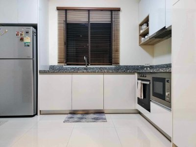 11R0348 ให้เช่าบ้านเดี่ยวสองชั้น 3ห้องนอน 3ห้องน้ำ ราคา 70,000/เดือน โซนเกาะแก้ว