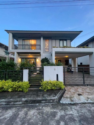 11R0349 ให้เช่าบ้านเดี่ยวสองชั้น 3ห้องนอน 3ห้องน้ำ ราคา 54,500/เดือน โซนเกาะแก้ว