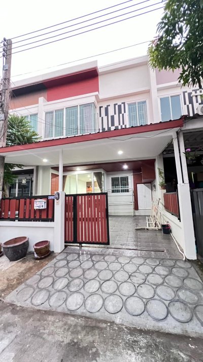 11R0354 ให้เช่าบ้านแฝดสองชั้น 3ห้องนอน 2ห้องน้ำ ราคา 23,000/เดือน โซนเกาะแก้ว