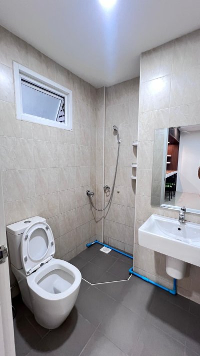 11R0354 ให้เช่าบ้านแฝดสองชั้น 3ห้องนอน 2ห้องน้ำ ราคา 23,000/เดือน โซนเกาะแก้ว