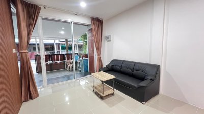 11R0354 ให้เช่าบ้านแฝดสองชั้น 3ห้องนอน 2ห้องน้ำ ราคา 23,000/เดือน โซนเกาะแก้ว