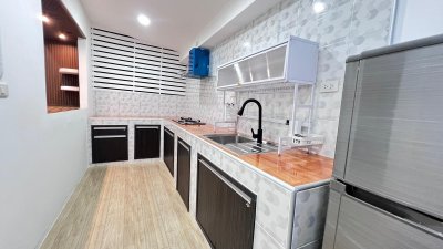 11R0354 ให้เช่าบ้านแฝดสองชั้น 3ห้องนอน 2ห้องน้ำ ราคา 23,000/เดือน โซนเกาะแก้ว