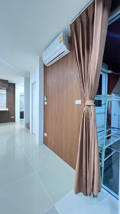 11R0354 ให้เช่าบ้านแฝดสองชั้น 3ห้องนอน 2ห้องน้ำ ราคา 23,000/เดือน โซนเกาะแก้ว