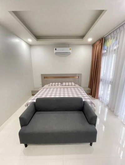 11R0356 ให้เช่าบ้านเดี่ยวสองชั้น 4ห้องนอน 3ห้องน้ำ ราคา 90,000/เดือน โซนเกาะแก้ว