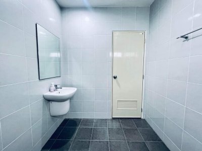 11R0358 ให้เช่าบ้านแฝดสองชั้น 3ห้องนอน 3ห้องน้ำ ราคา 30,000/เดือน โซนเกาะแก้ว