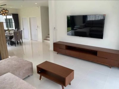 11R0362 ให้เช่าบ้านเดี่ยวสองชั้น 3ห้องนอน 3ห้องน้ำ ราคา 100,000/เดือน โซนเกาะแก้ว