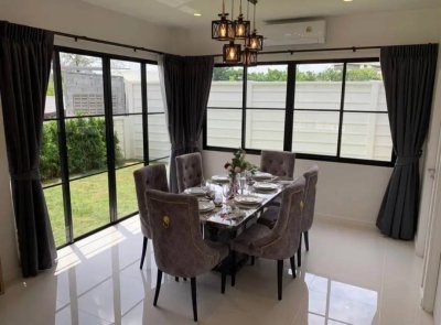 11R0362 ให้เช่าบ้านเดี่ยวสองชั้น 3ห้องนอน 3ห้องน้ำ ราคา 100,000/เดือน โซนเกาะแก้ว