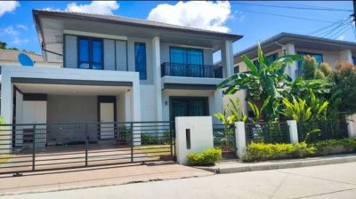 11R0364 ให้เช่าบ้านเดี่ยวสองชั้น 3ห้องนอน 3ห้องน้ำ ราคา 60,000/เดือน โซนเกาะแก้ว