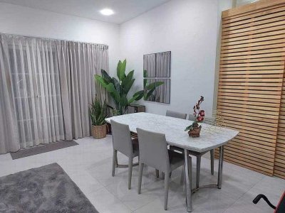 11R0367 ให้เช่าบ้านเดี่ยวสองชั้น 3ห้องนอน 2ห้องน้ำ ราคา 27,000/เดือน โซนเกาะแก้ว